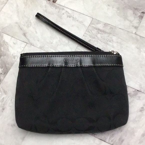 COACH Black Wristlet Purse - Picture 2 of 8